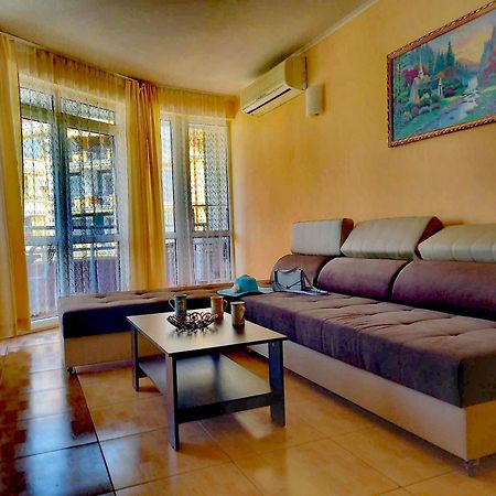 Central Plaza Apartment Pantai Sunny Luaran gambar